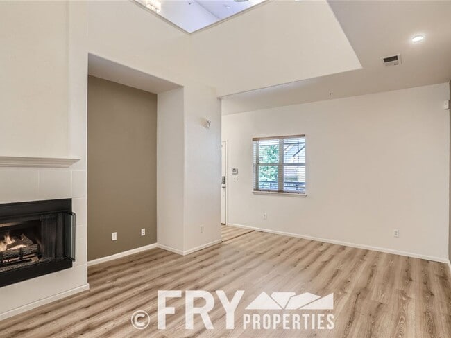 Building Photo - Updated Condo In Olde Town Arvada