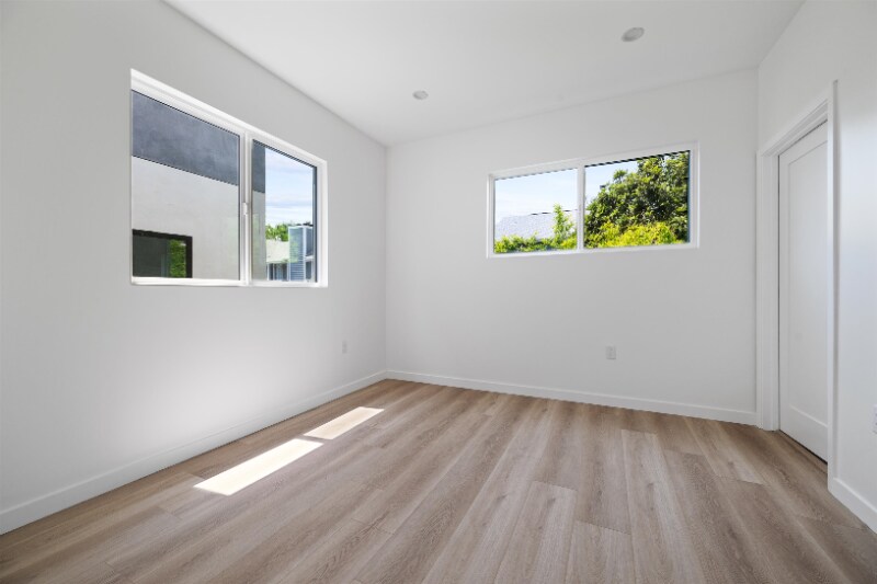 Building Photo - 1844 Stoner Ave