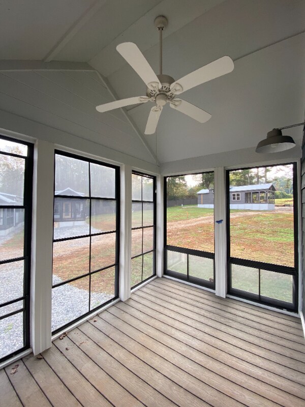 Building Photo - 9 Tiny Home Cir