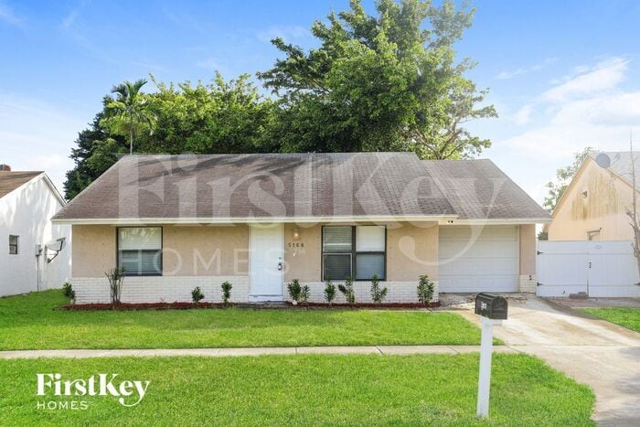 Primary Photo - 5168 Edgecliff Ave