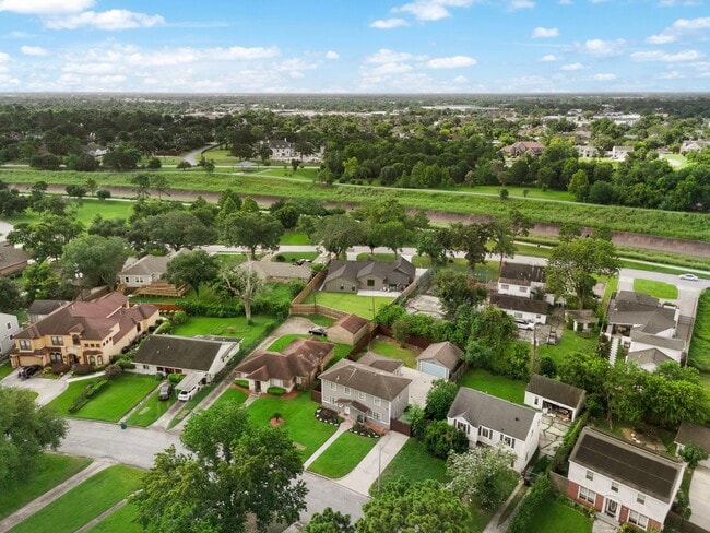 Building Photo - 3818 Southmore Blvd