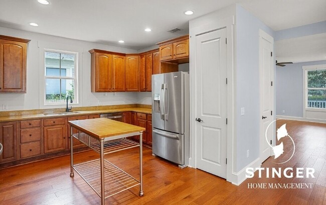 Building Photo - 43 Sommer Lake Dr