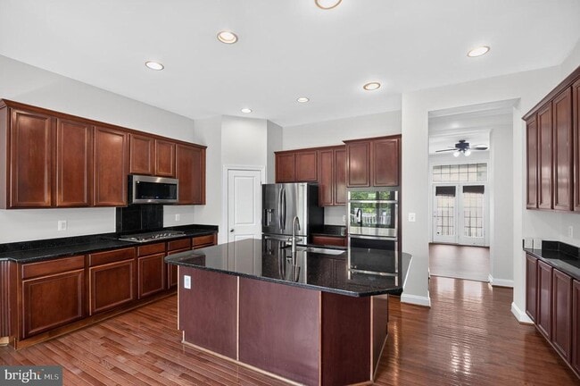 Building Photo - 43278 Sunderleigh Square