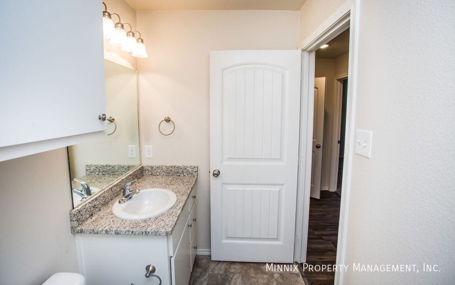 Building Photo - 5714 120th St