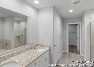 Building Photo - 221 Savage St