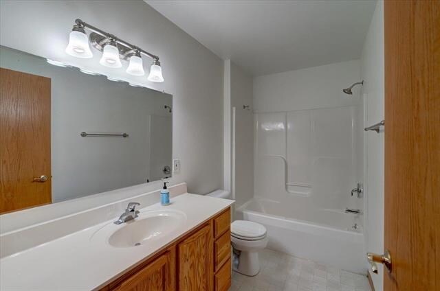 Building Photo - 3020 Selkirk Dr