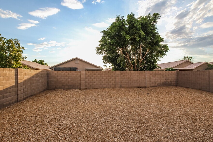 Building Photo - 24620 N 38th Ln