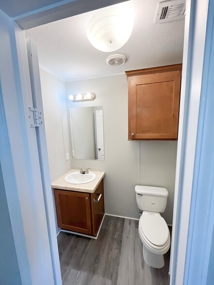 Building Photo - 110 N Michigan St