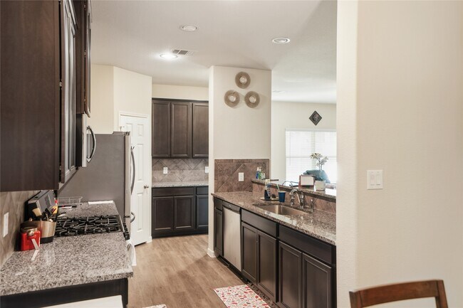 Building Photo - 1317 Clear Cedar Ct