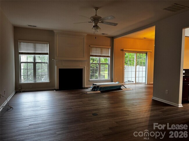 Building Photo - 11342 Cedar Walk Lane