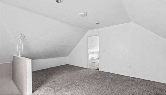 Building Photo - 1617 Buckingham St