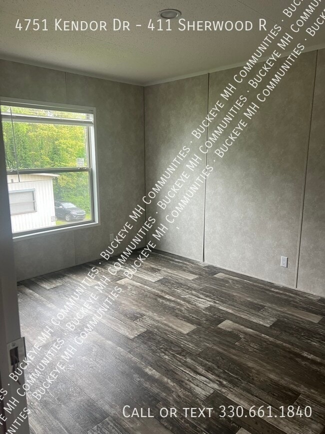 Building Photo - 4751 Kendor Dr