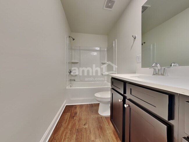 Building Photo - 95 Pecan Dr