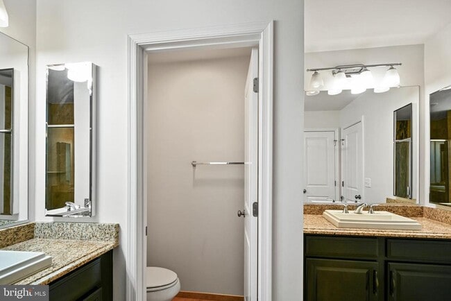Building Photo - 23493 Adagio Terrace