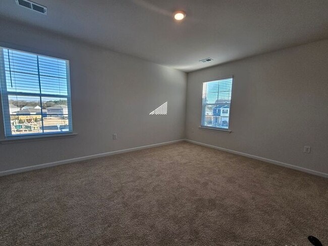 Building Photo - 122 Shumard Ct