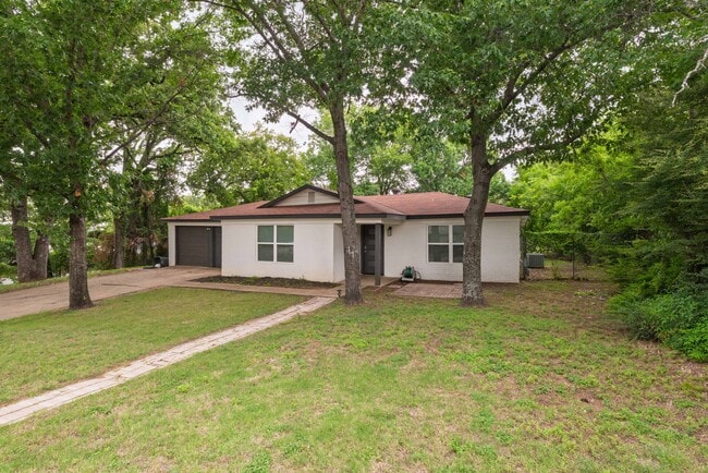 Building Photo - 7520 Sequoia Ct