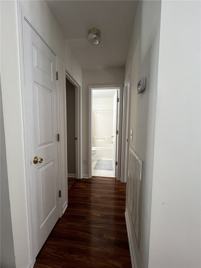 Building Photo - 116 Arbors Ct
