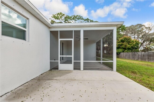 Building Photo - 1011 Johnston Rd SE