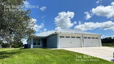 Building Photo - 8147 Cozumel Ln