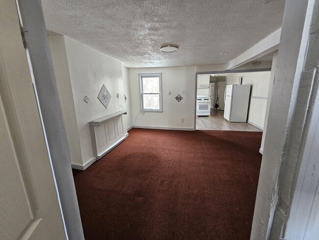 Building Photo - 38 Union St