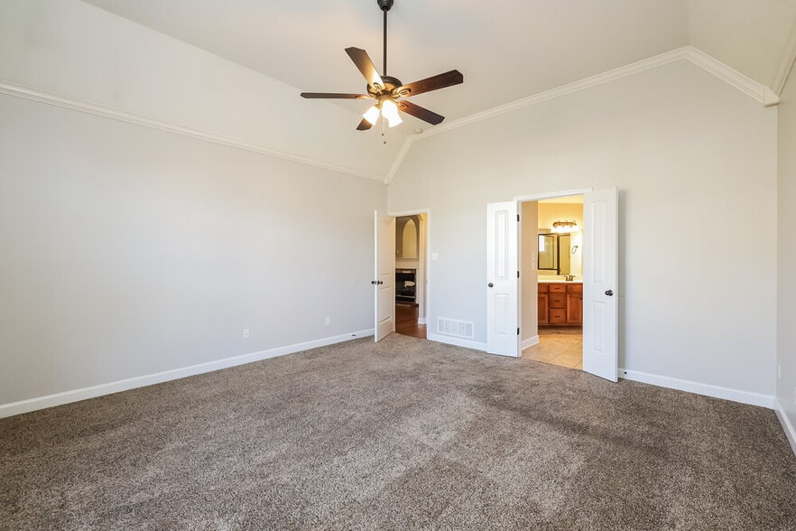 Building Photo - 5279 Conifer View Ln