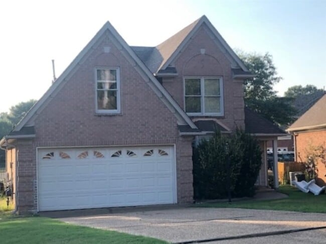 Building Photo - 3931 Muirfield Dr