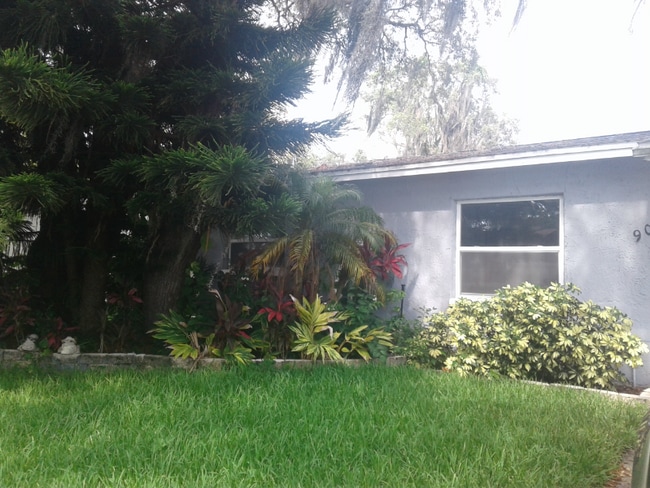Building Photo - 9006 Richwood Ln