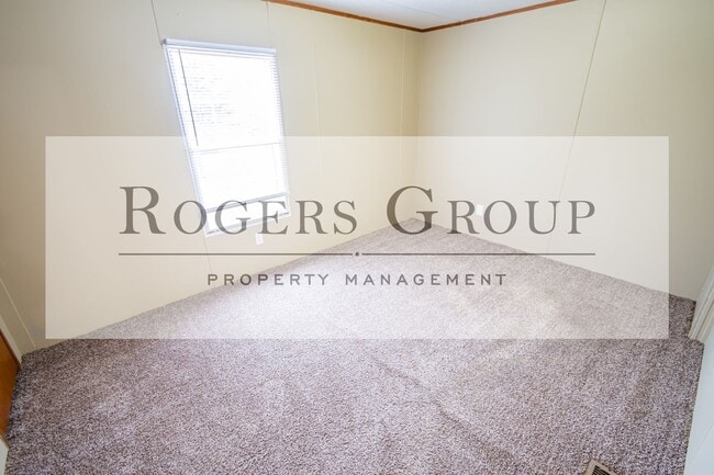 Building Photo - 8188 Charlie Stovall Rd