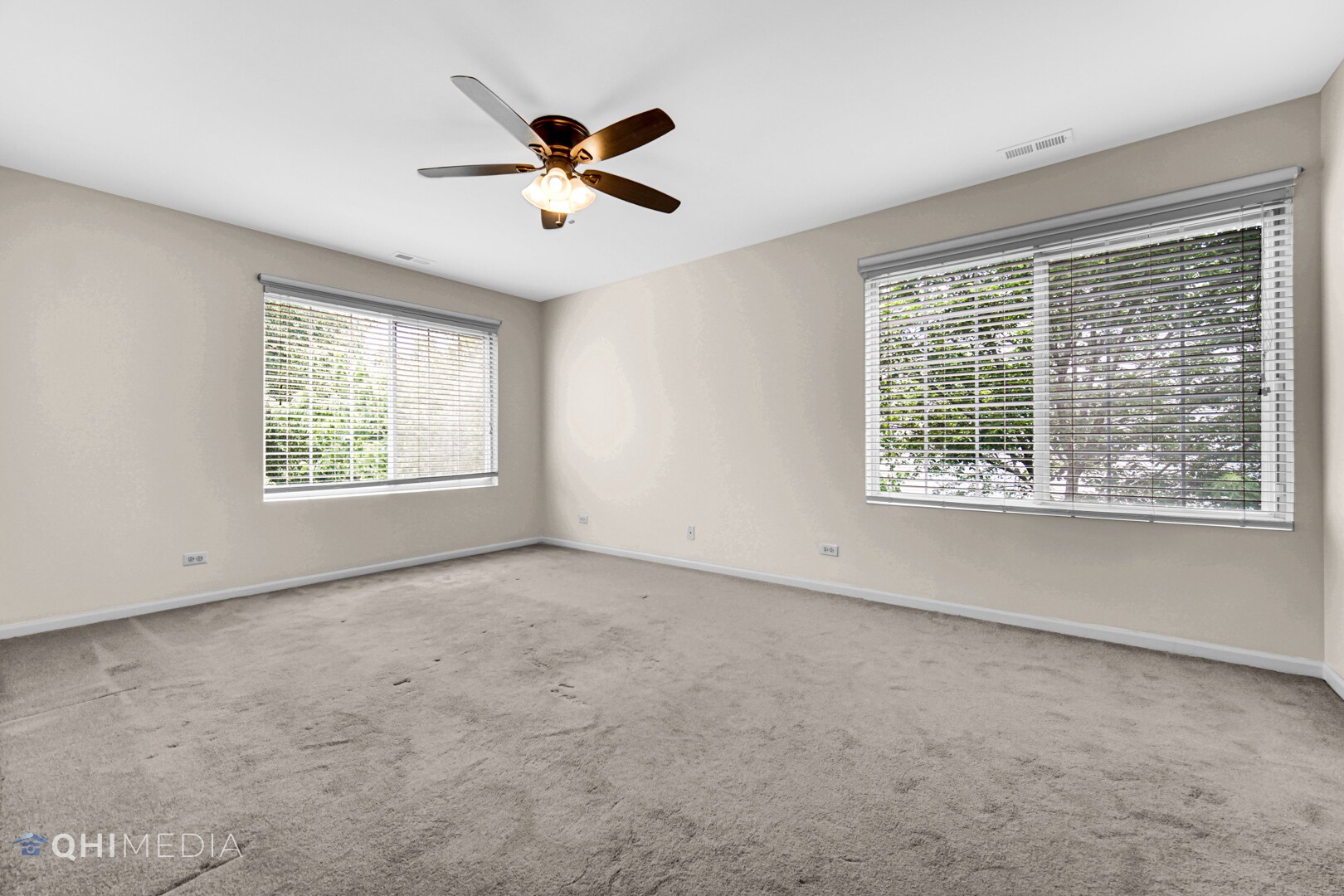 Building Photo - 425 Monmouth Ct
