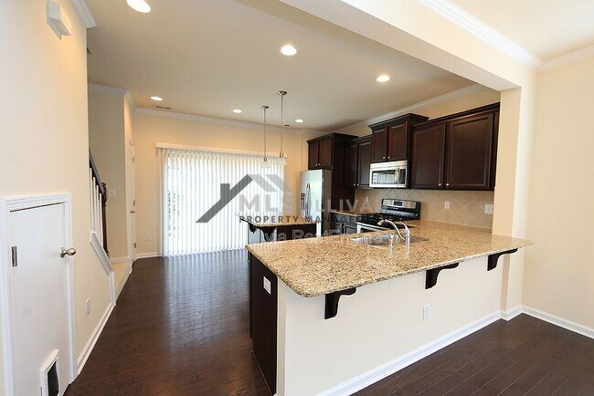 Building Photo - 200 Mt Evans Dr