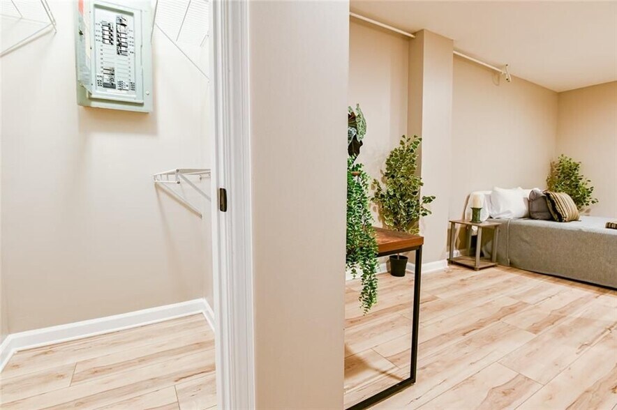 Building Photo - 1116 Havel Dr SW