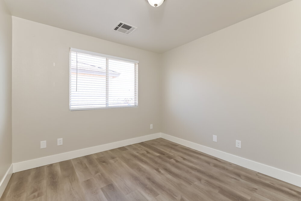 Building Photo - 8277 New Leaf Ave