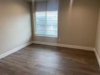 Building Photo - 4431-B Deveraux Place