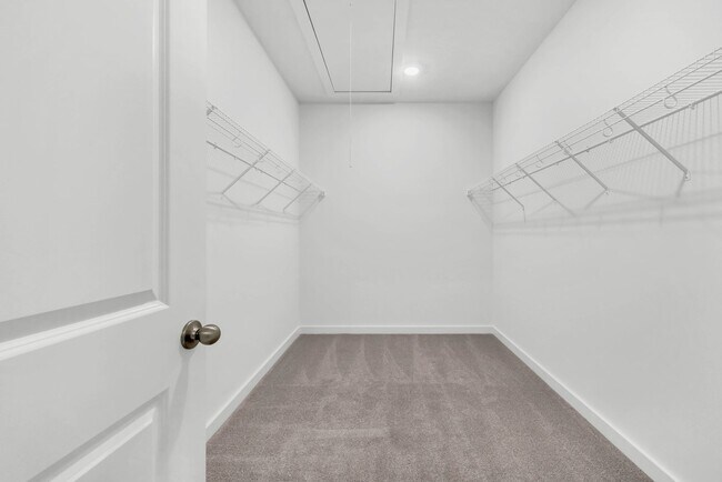 Building Photo - 2356 Woodmeadow Dr