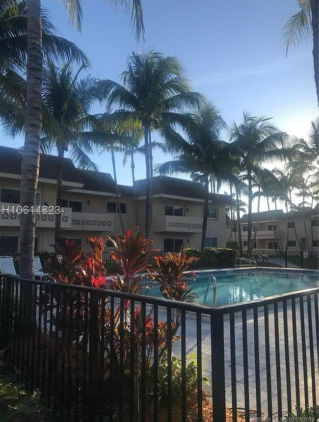 Building Photo - 14500 SW 88th Ave