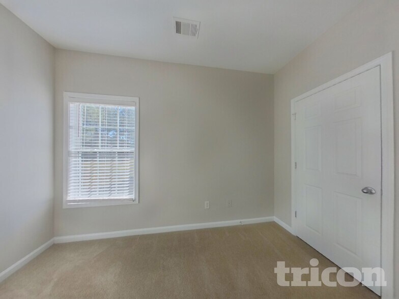 Building Photo - 1012 Levista Dr
