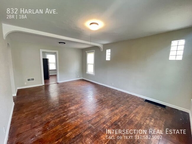 Building Photo - 832 Harlan Ave
