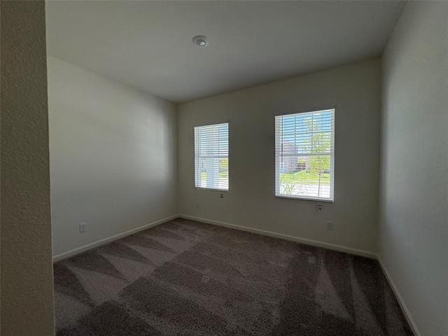 Building Photo - 4920 Weymouth Dr