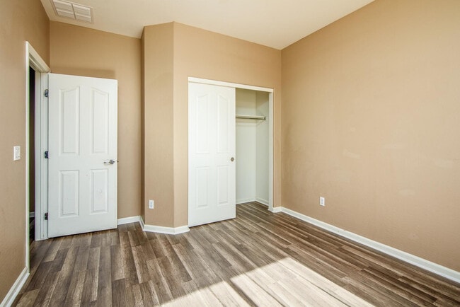 Building Photo - 21357 N Liles Ln