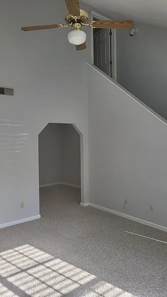 Building Photo - 473 Richview Park Cir W