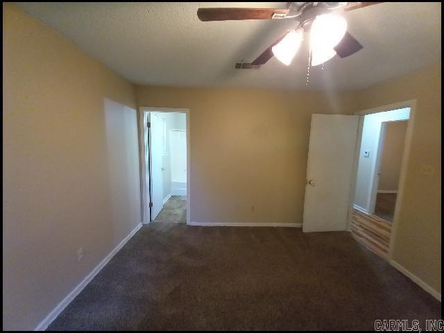 Building Photo - 8 Foxgrove Ln