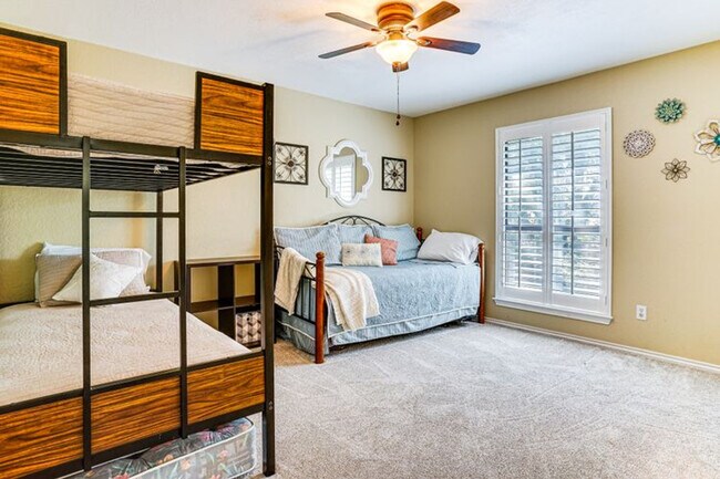 Building Photo - 3601 Medford Ct