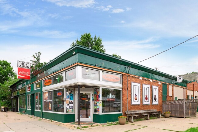 Building Photo - 2749 Colfax Ave South