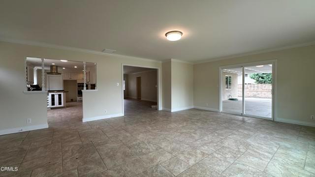 Building Photo - 653 Willowgrove Ave