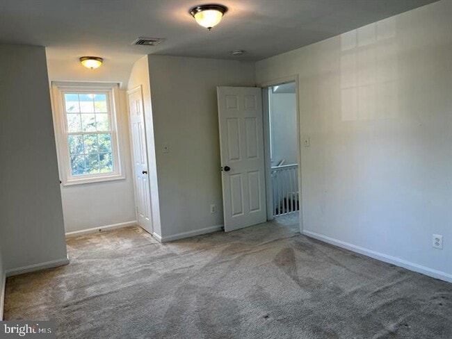Building Photo - 4401 Arlington Blvd