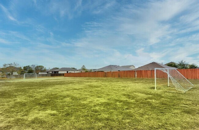 Building Photo - 148 Alpha