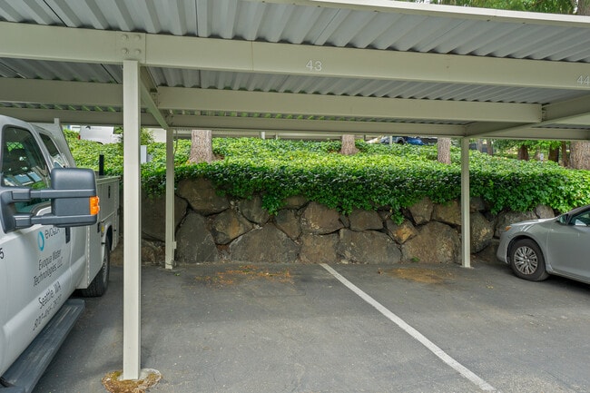 Building Photo - 9494 Redmond - Woodinville Rd NE