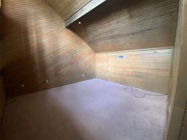 Building Photo - 24605 Pools Creek Dr