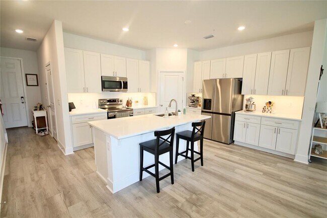 Building Photo - 1138 Desert Candle Dr