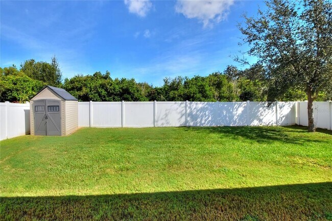 Building Photo - 1900 Wind Meadows Dr